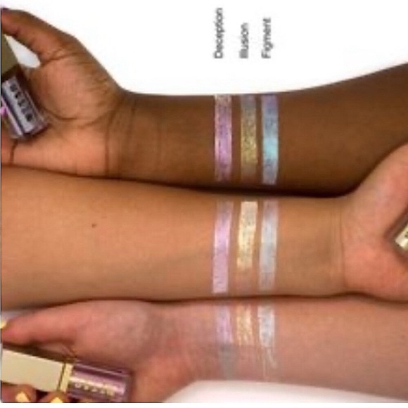 BRAND NEW STILA Glitter & Glow Opalescent Liquid Eyeshadow ~ Figment - Picture 3 of 8